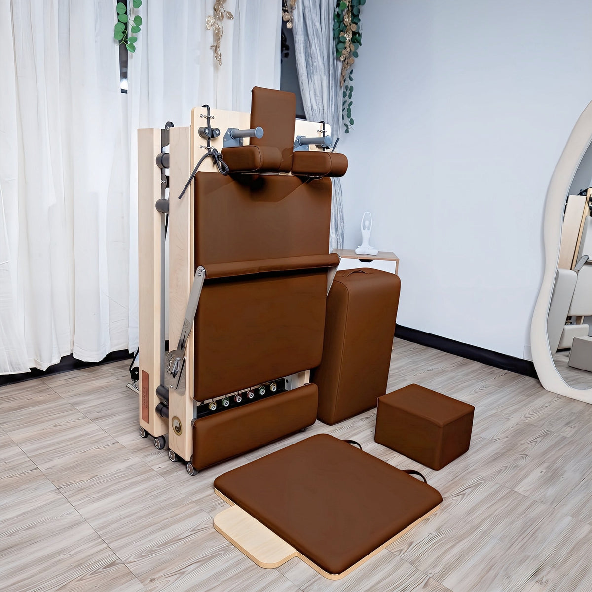 Janet Elite 2.0 – Foldable Pilates Reformer (2024 Model)