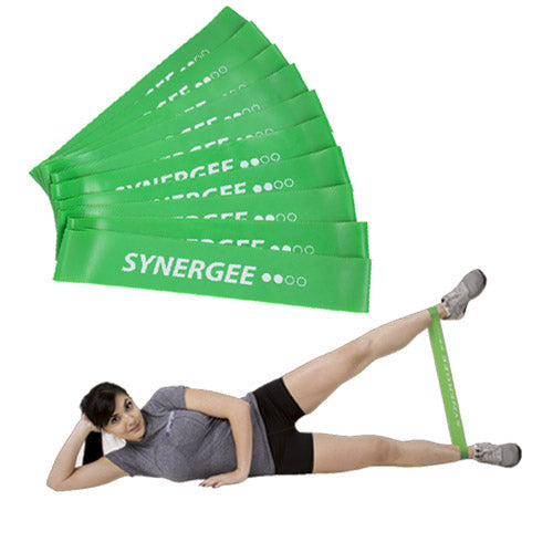 Synergee resistance bands in green color, ideal for strength training and rehabilitation exercises.