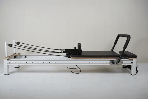 Full Track Queen Studio Pilates Reformer – Professional Performance